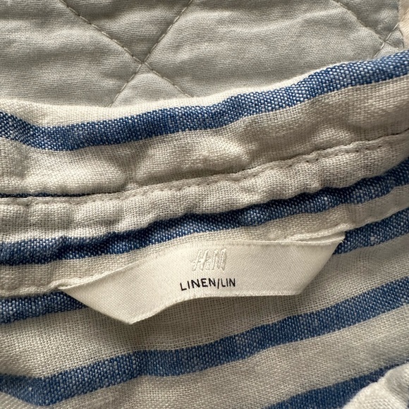 H&M Women’s Linen Button up - Picture 2 of 2